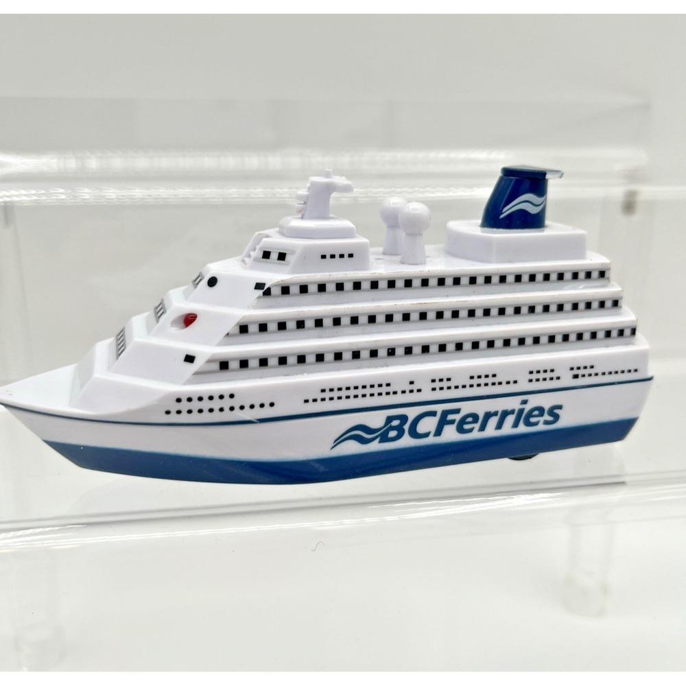 BC Ferries Pull Back Toy Working Horn and Lights  Daron INC Wing broken
